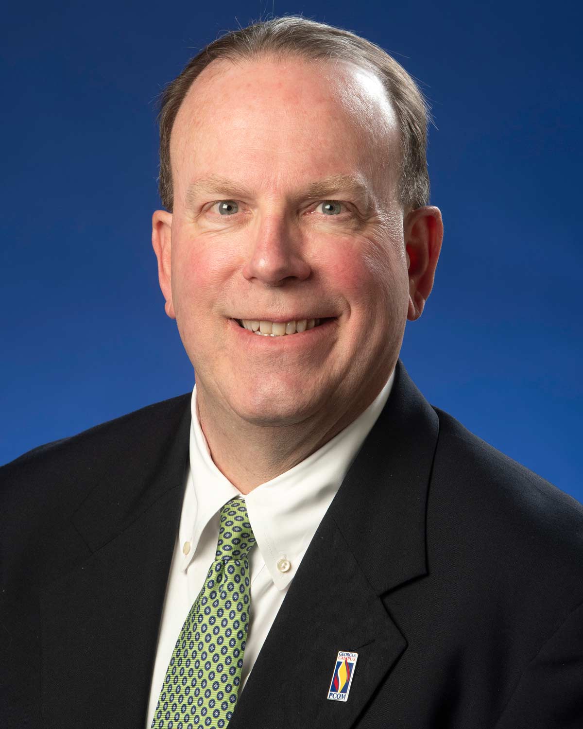 Professional headshot photo Jeffrey K. Seiple, Director of PCOM Anatomical Labs and Services wearing a suit