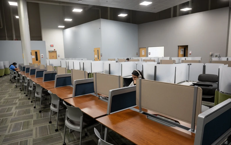 Photo of study spaces and study pods within the PCOM Georgia Library